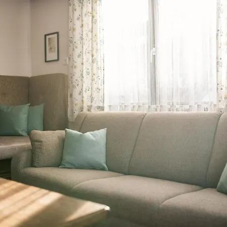 Vakantiehuis M-house Ganzes Haus Fuer 8 Personen *