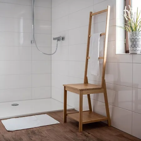 M-house Ganzes Haus Fuer 8 Personen Vakantiehuis *